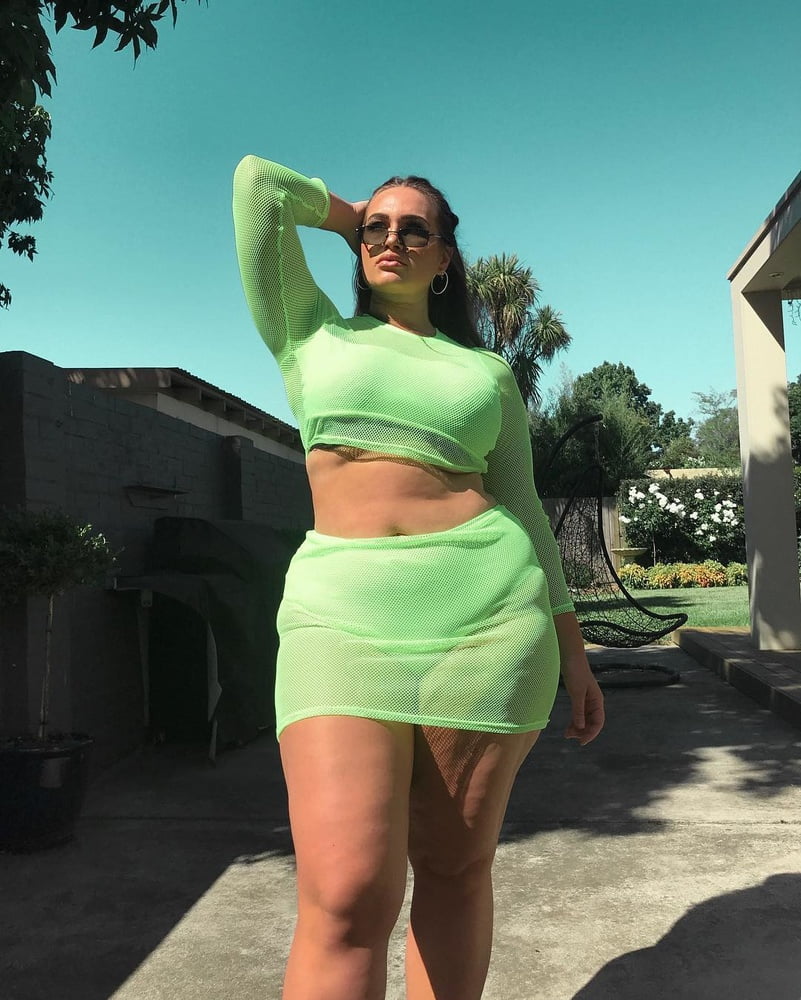 Tetas ..... y un chasis construido para la comodidad 1.0
 #90899790