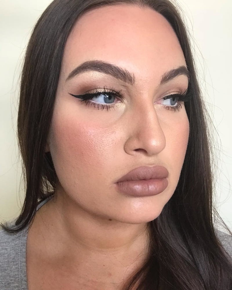 Tetas ..... y un chasis construido para la comodidad 1.0
 #90899917