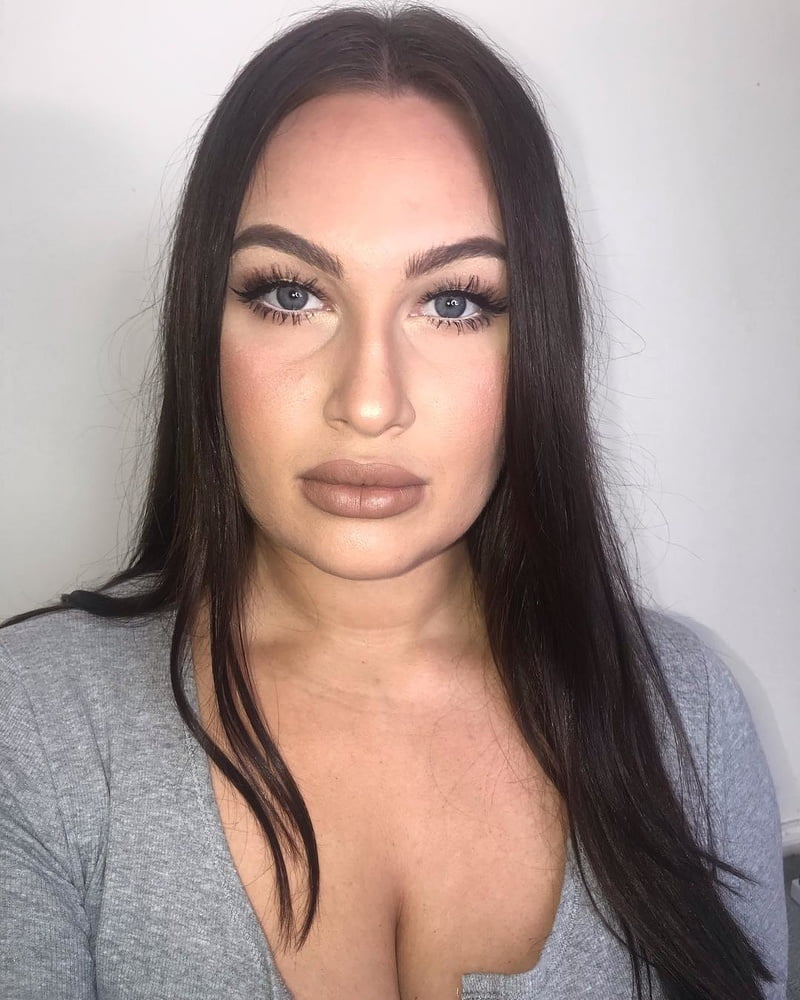 Tetas ..... y un chasis construido para la comodidad 1.0
 #90899929