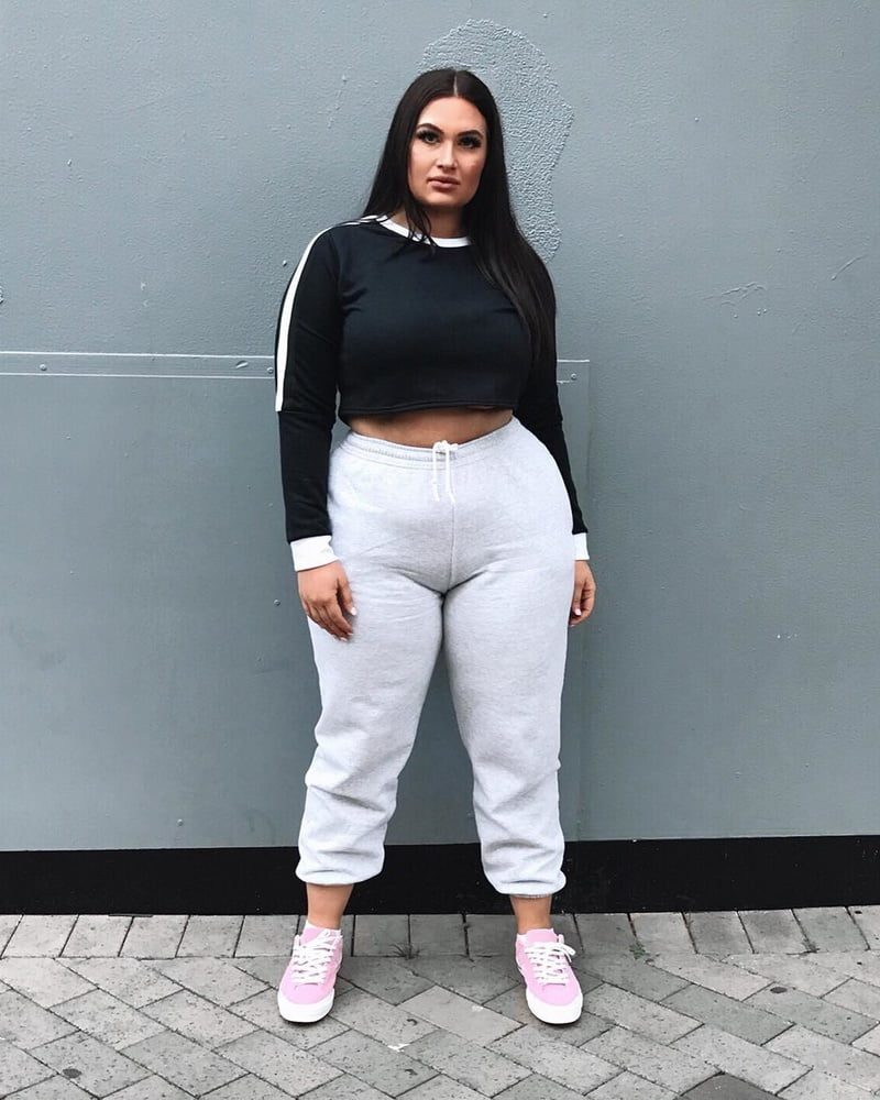 Tetas ..... y un chasis construido para la comodidad 1.0
 #90900053