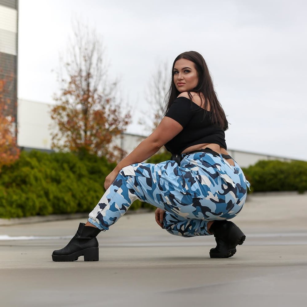 Tetas ..... y un chasis construido para la comodidad 1.0
 #90900061