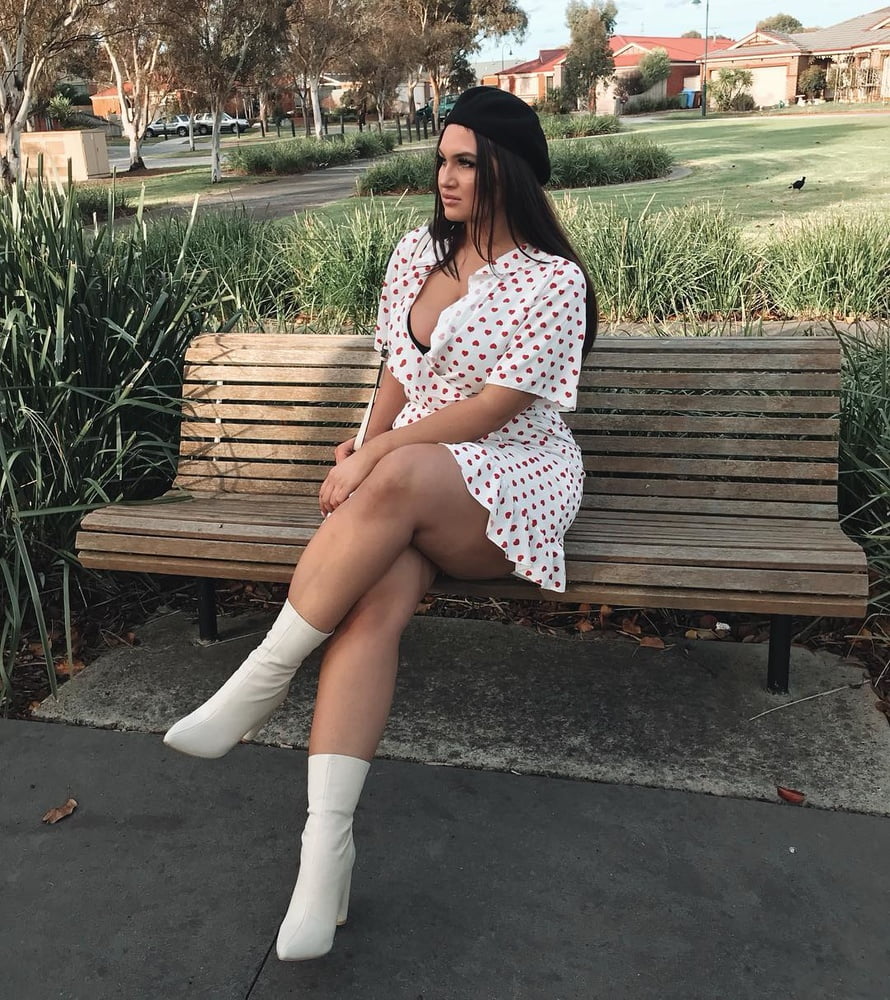 Tetas ..... y un chasis construido para la comodidad 1.0
 #90900063