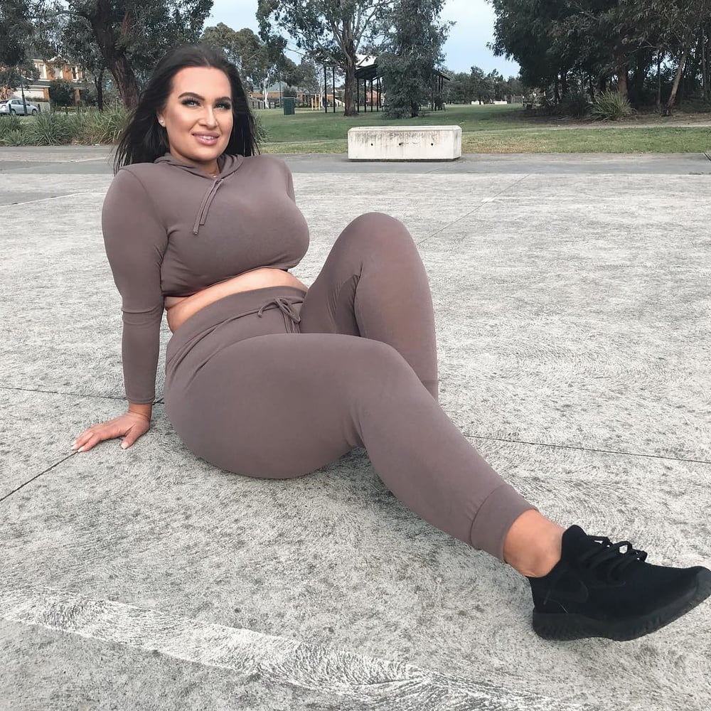 Tetas ..... y un chasis construido para la comodidad 1.0
 #90900065