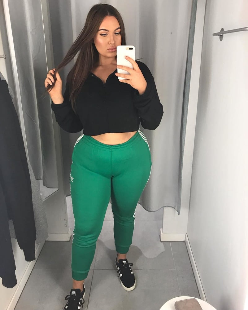 Tetas ..... y un chasis construido para la comodidad 1.0
 #90900101