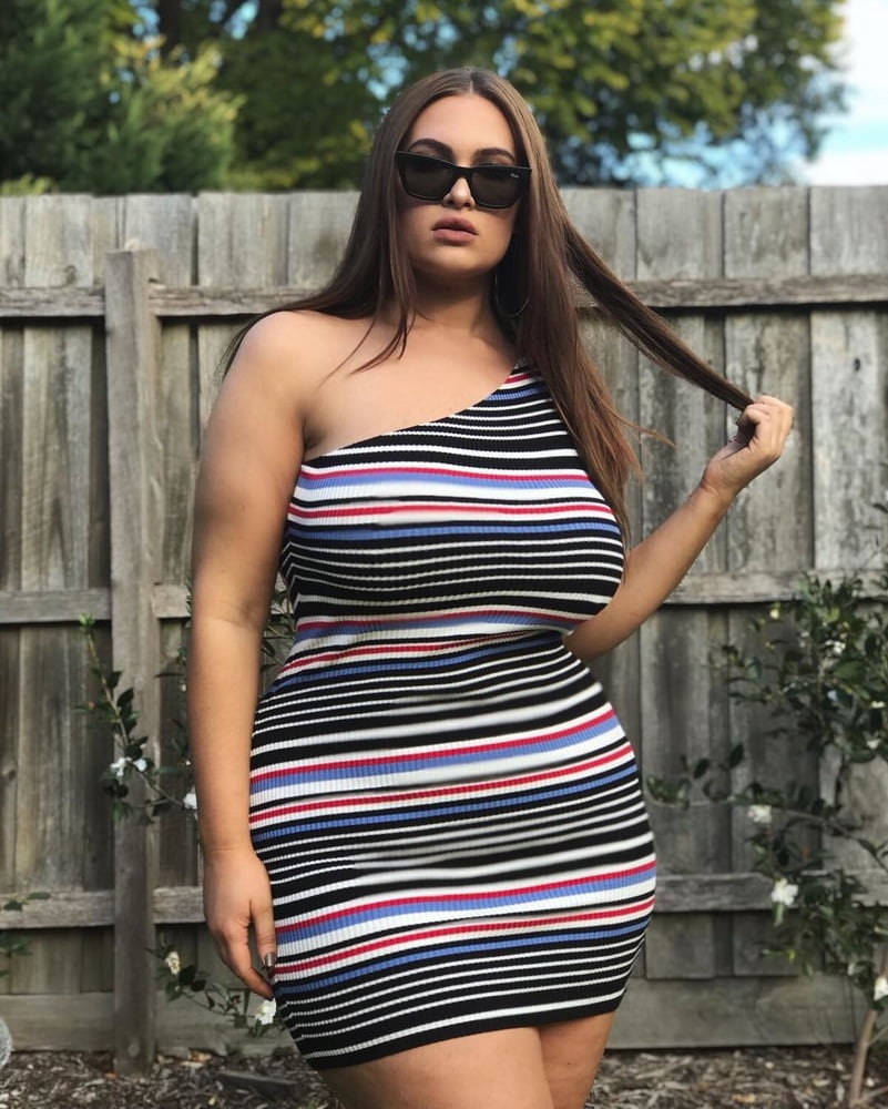 Tetas ..... y un chasis construido para la comodidad 1.0
 #90900105