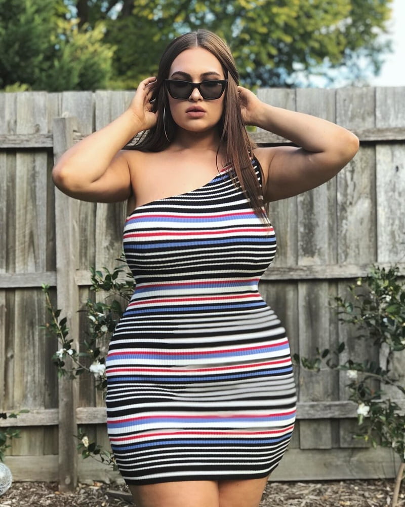 Tetas ..... y un chasis construido para la comodidad 1.0
 #90900107