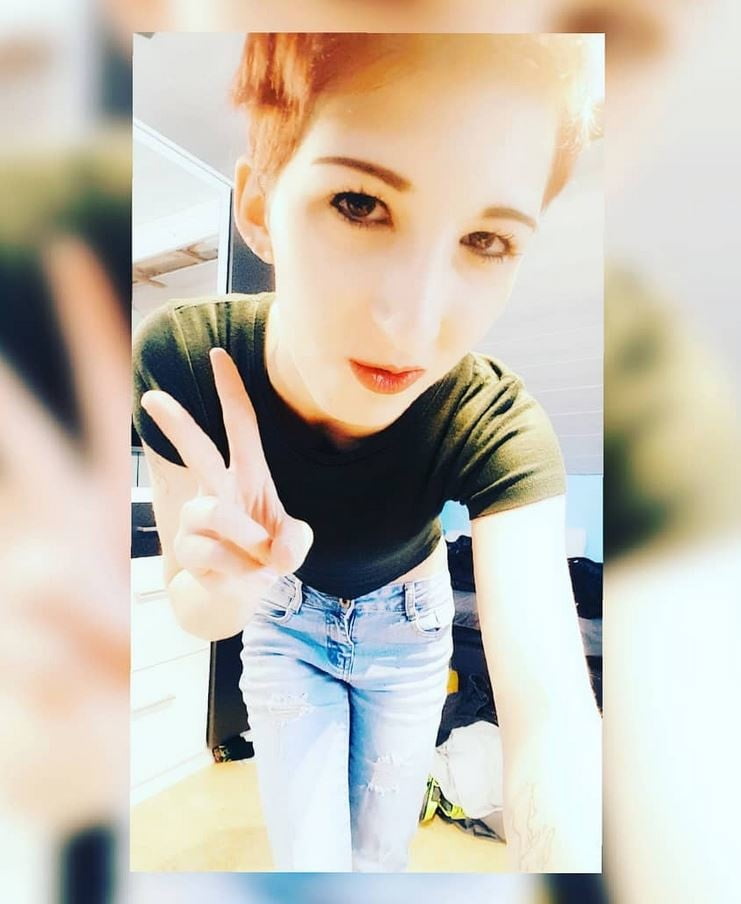 Julia.B #81552022