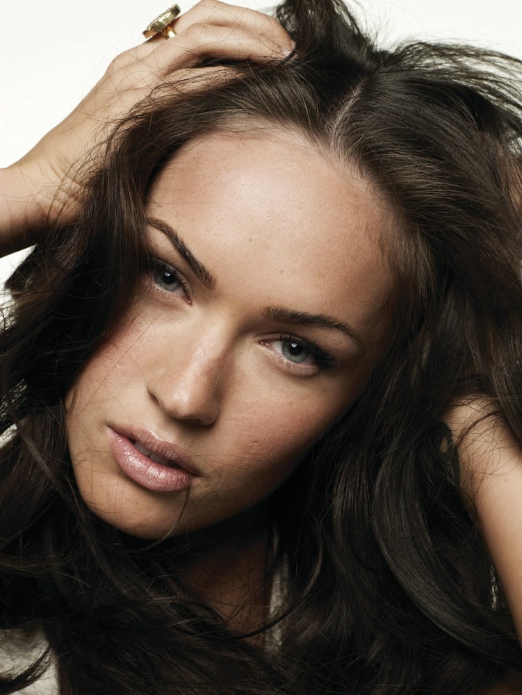 Megan fox
 #105010127