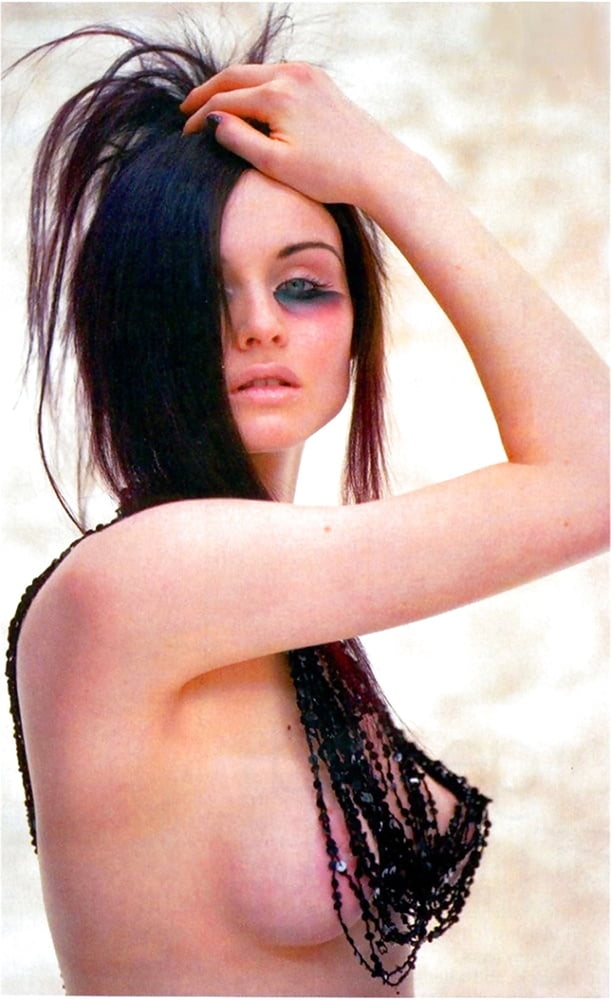 裸のセレブたちの大きなロックダウンクイズ(sg)
 #99968657