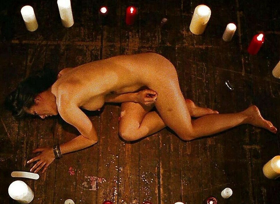Mylène Jampanoï desnuda #109853806