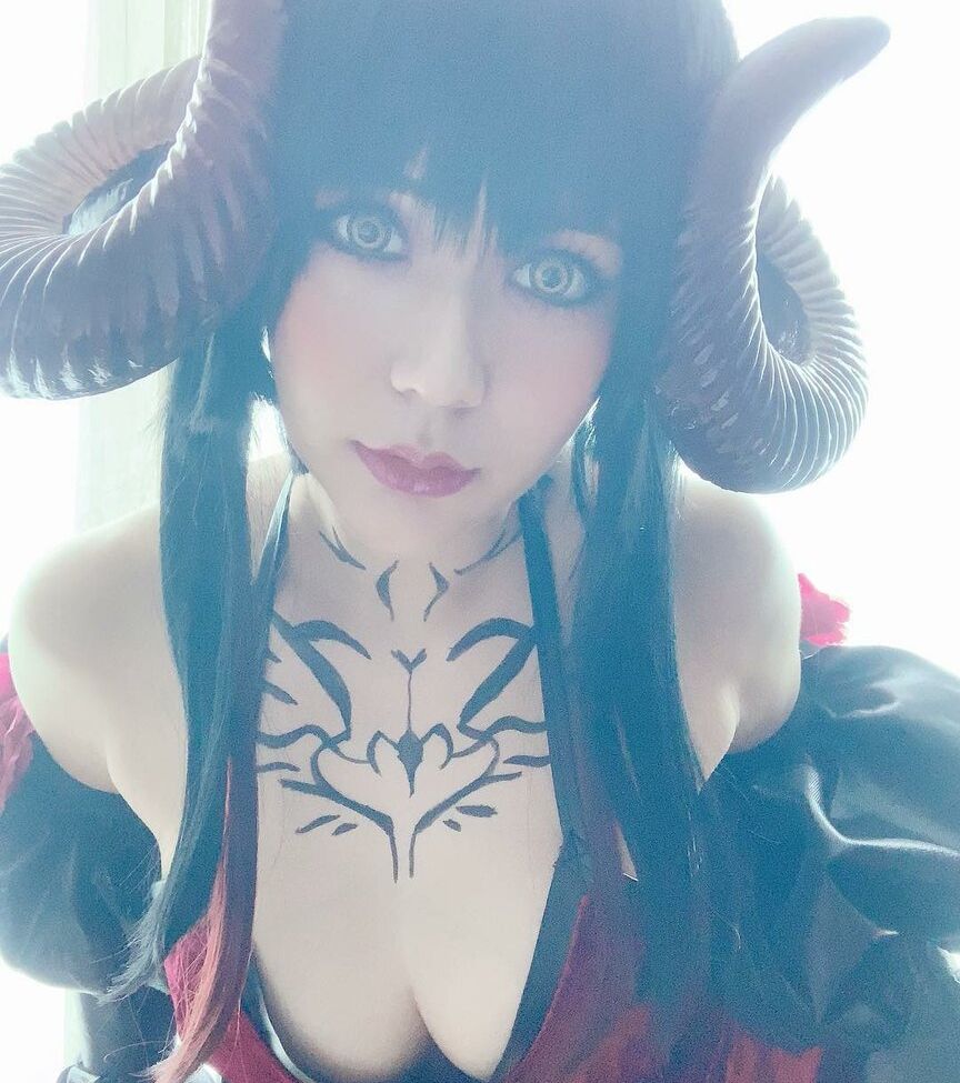 OnniesM nackt #108580160