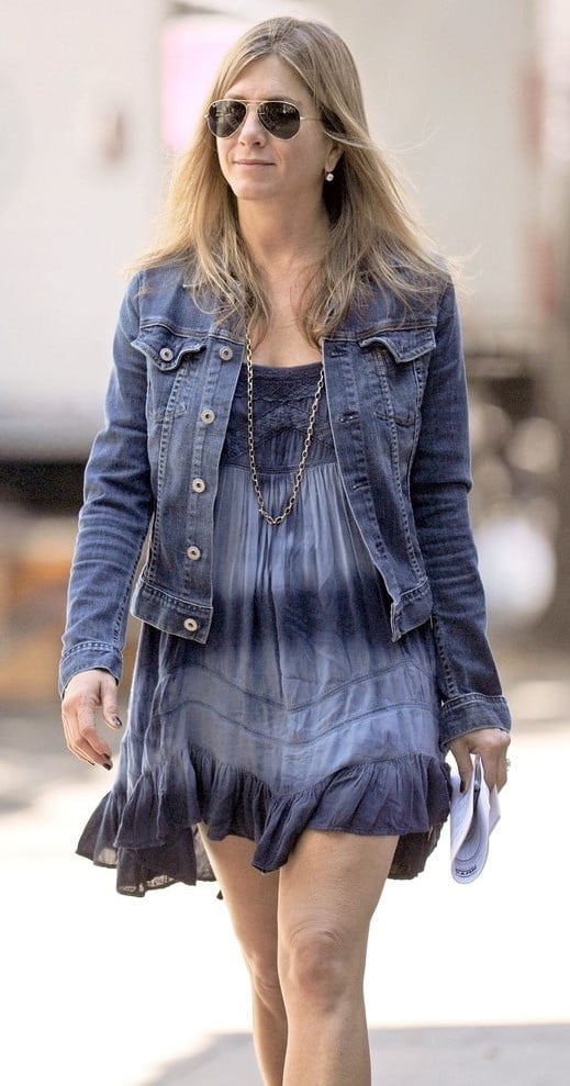 Jennifer Aniston #104454065