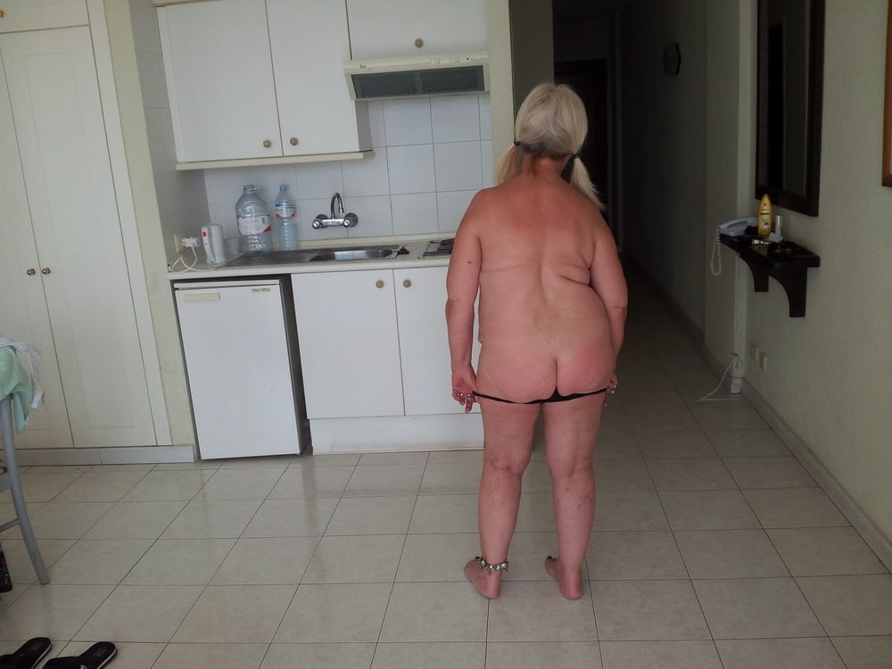 ¡Pracht-arsch-nutten!
 #90242921