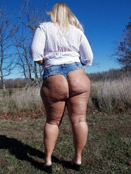 ¡Pracht-arsch-nutten!
 #90243008