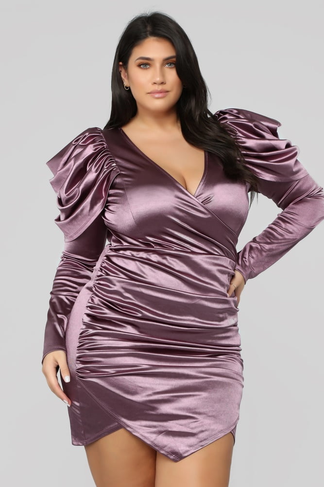 Busty sexy würzig
 #95435844