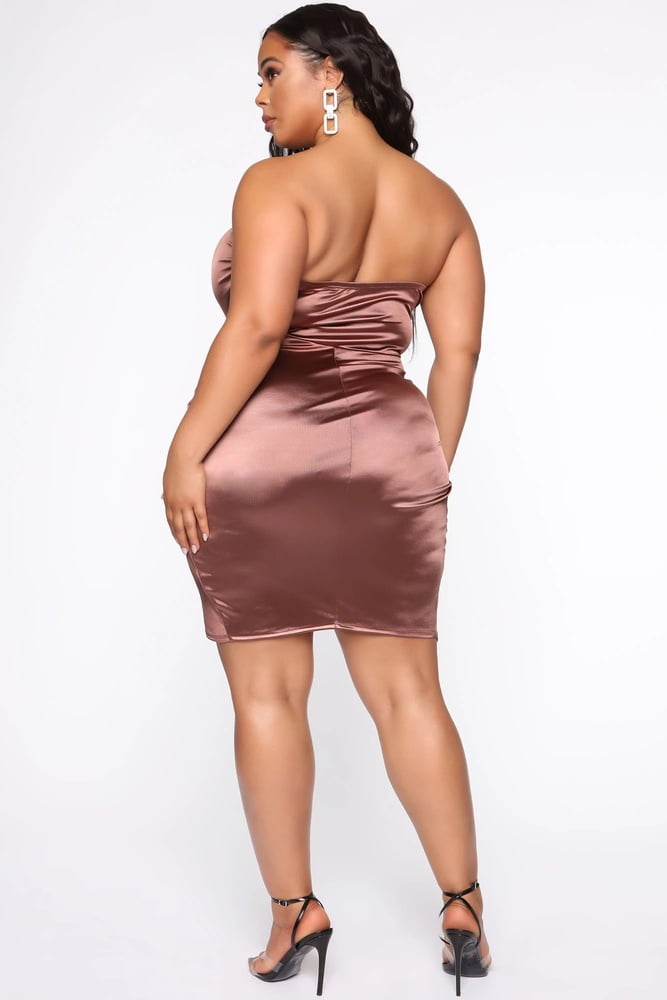 Busty sexy würzig
 #95435870