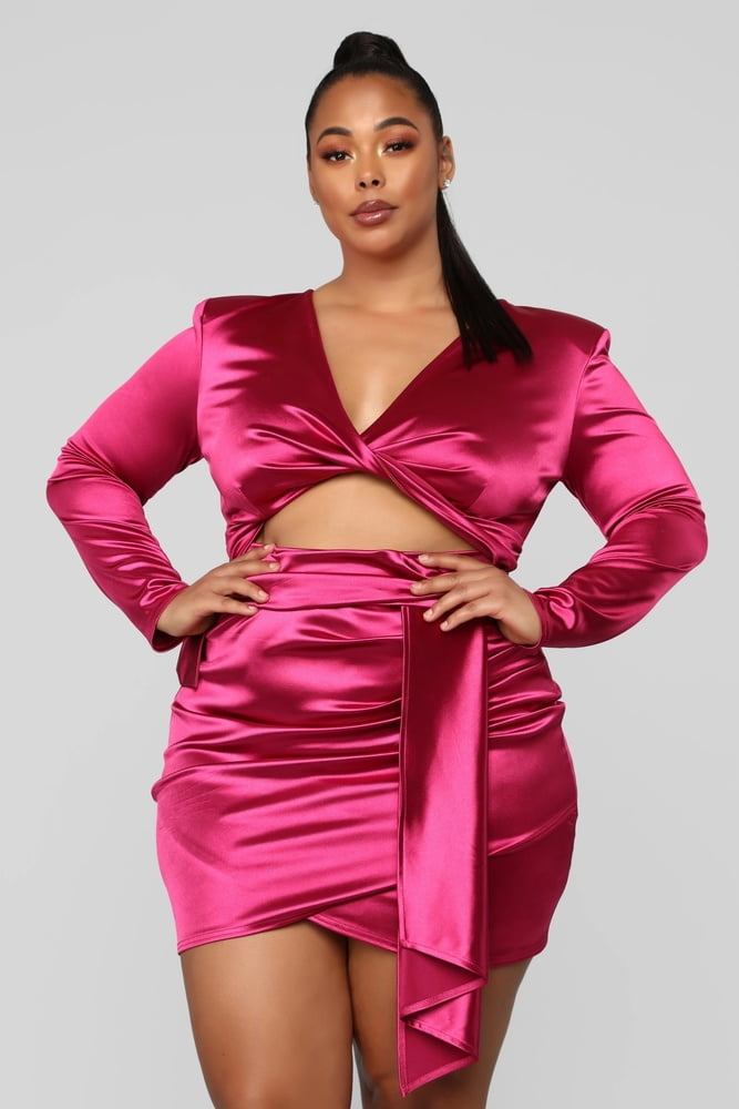 Busty sexy würzig
 #95435900