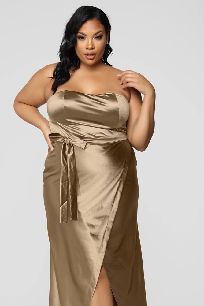 Busty sexy würzig
 #95435912