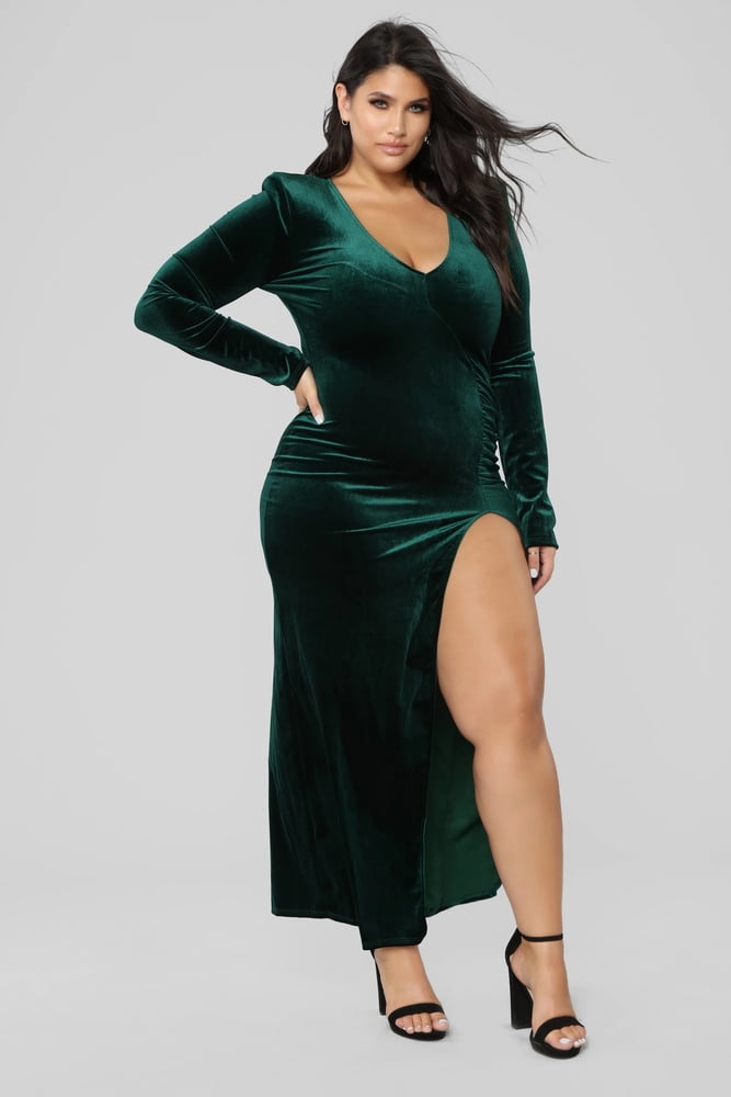 Busty sexy würzig
 #95435923