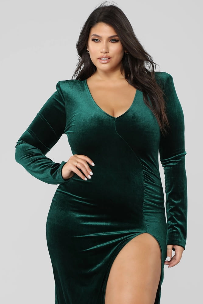 Busty sexy würzig
 #95435924