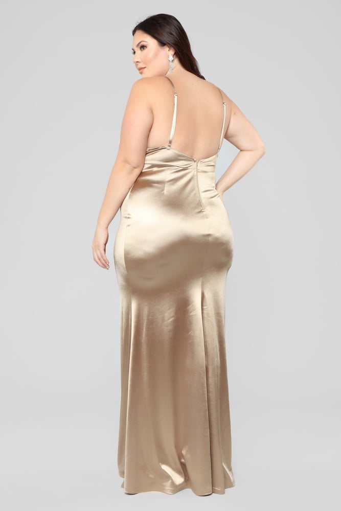 Busty sexy würzig
 #95435926