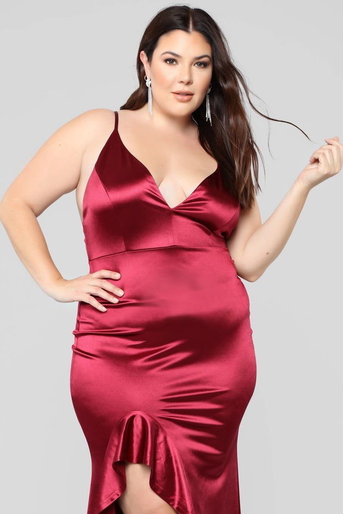 Busty sexy würzig
 #95435934