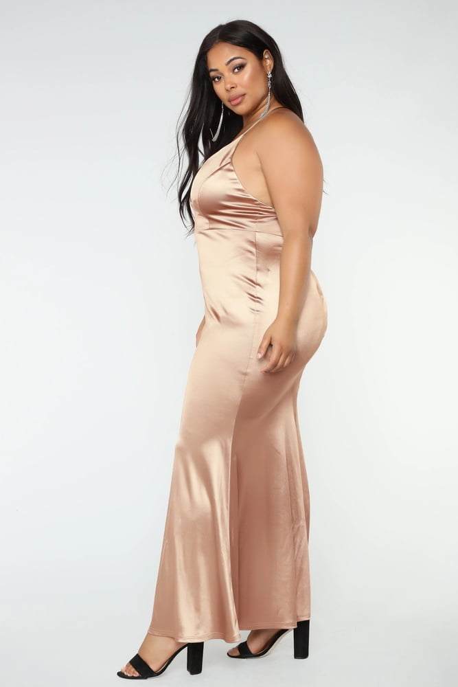 Busty sexy würzig
 #95435945