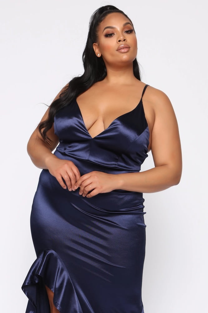 Busty sexy würzig
 #95435956