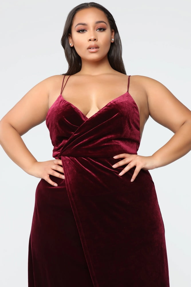 Busty sexy würzig
 #95435960