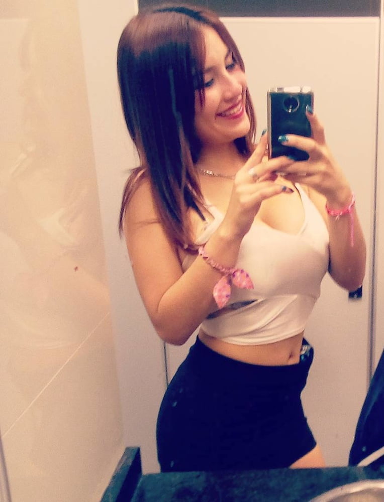 Charito, Peru #104735423