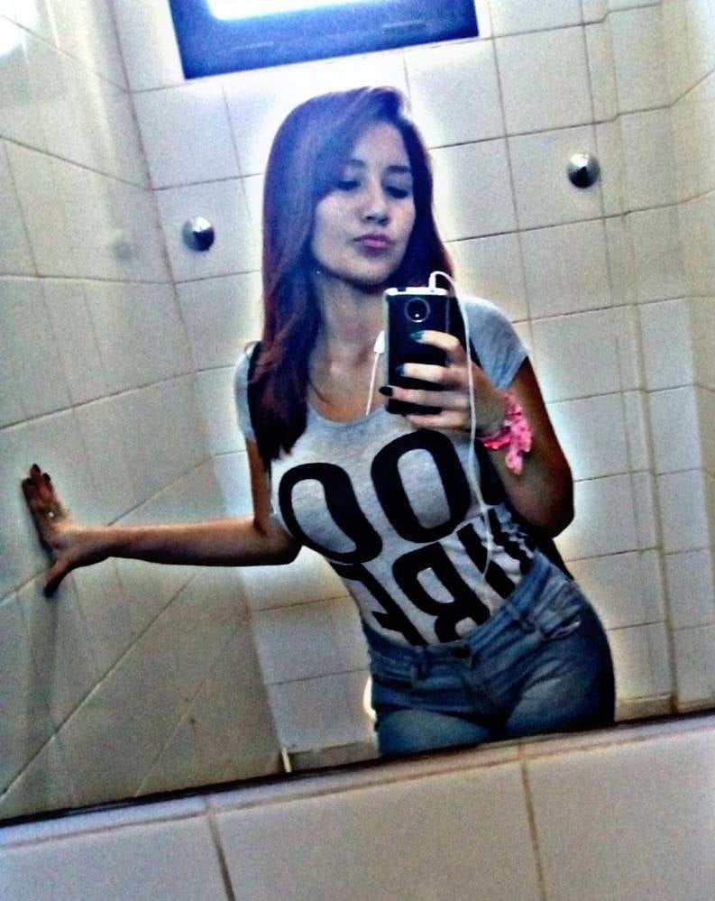 Charito, Peru #104735438