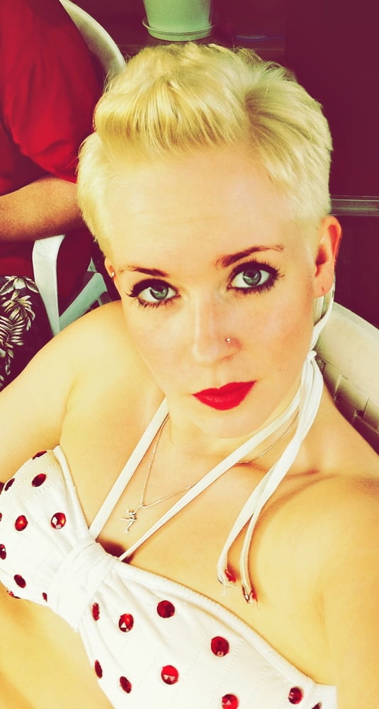 Fotze Janine aus NRW. Wer erkennt sie? #81367135