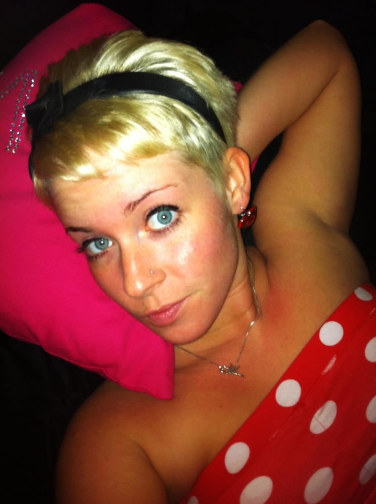 Fotze Janine aus NRW. Wer erkennt sie? #81367143