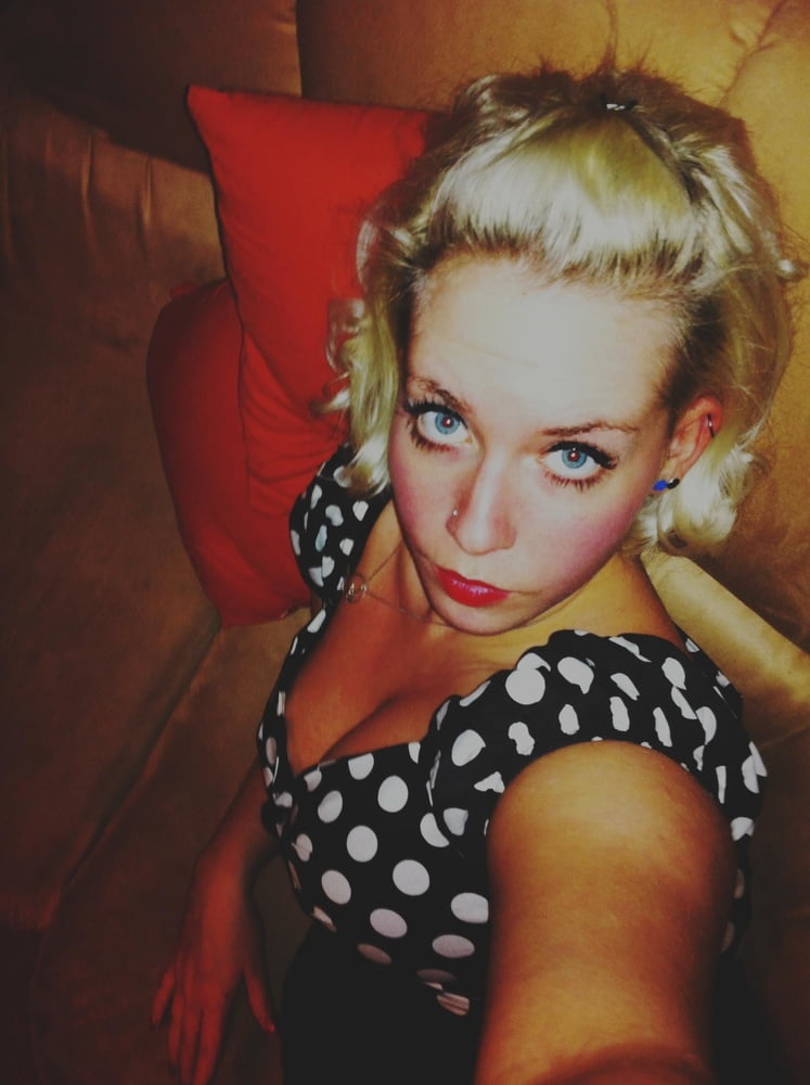 Fotze Janine aus NRW. Wer erkennt sie? #81367168