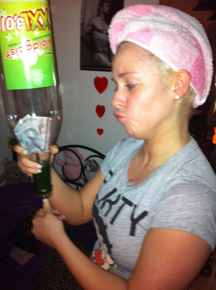Fotze Janine aus NRW. Wer erkennt sie? #81367184