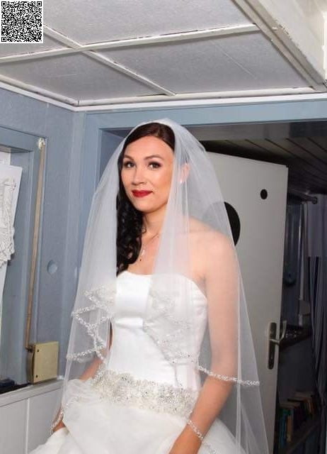 露出した妻たち
 #93359867