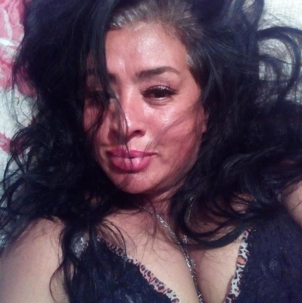 Geliebte und reife Mutter immer noch fickbar
 #94423874