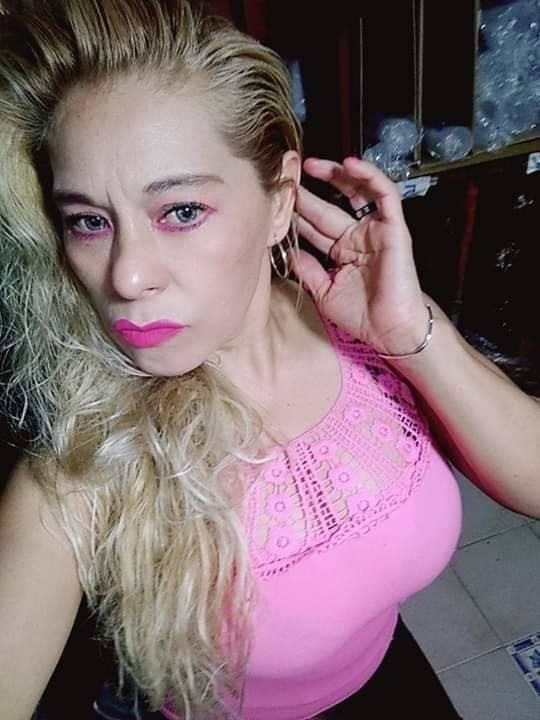 Geliebte und reife Mutter immer noch fickbar
 #94423934