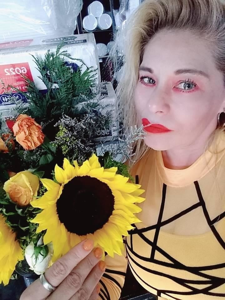 Geliebte und reife Mutter immer noch fickbar
 #94423985