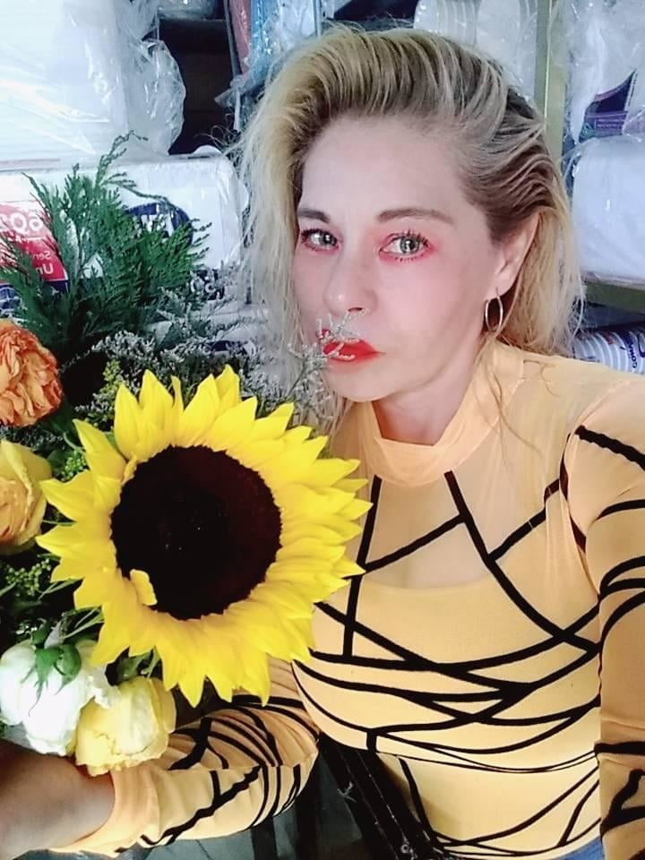 Geliebte und reife Mutter immer noch fickbar
 #94423991