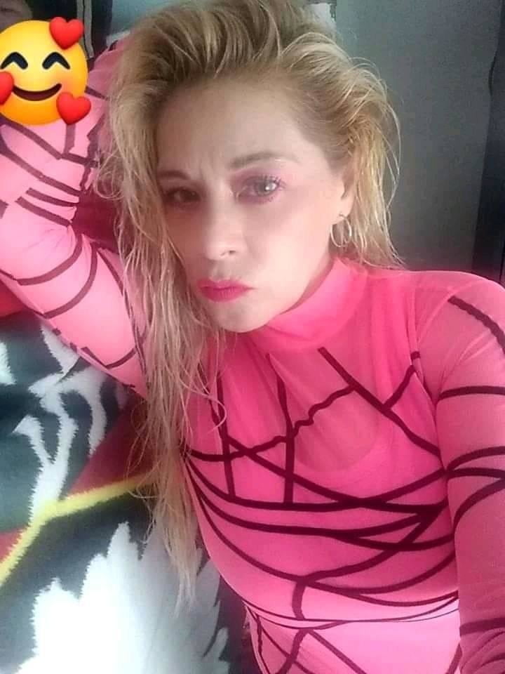 Geliebte und reife Mutter immer noch fickbar
 #94424011