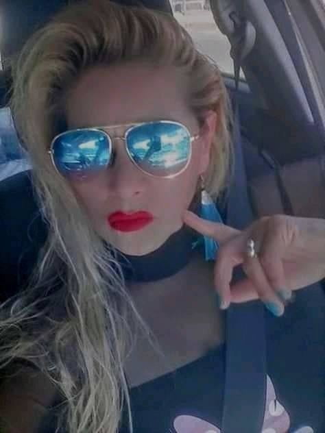 Geliebte und reife Mutter immer noch fickbar
 #94424056