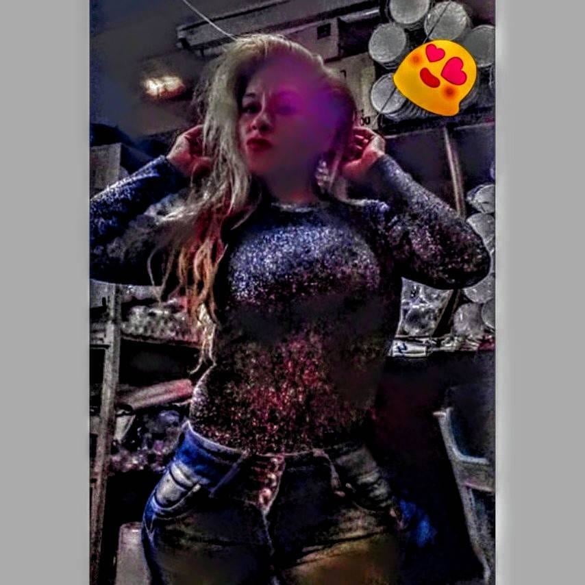 Geliebte und reife Mutter immer noch fickbar
 #94424063