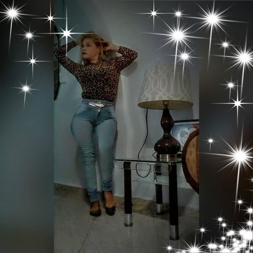 Geliebte und reife Mutter immer noch fickbar
 #94424089