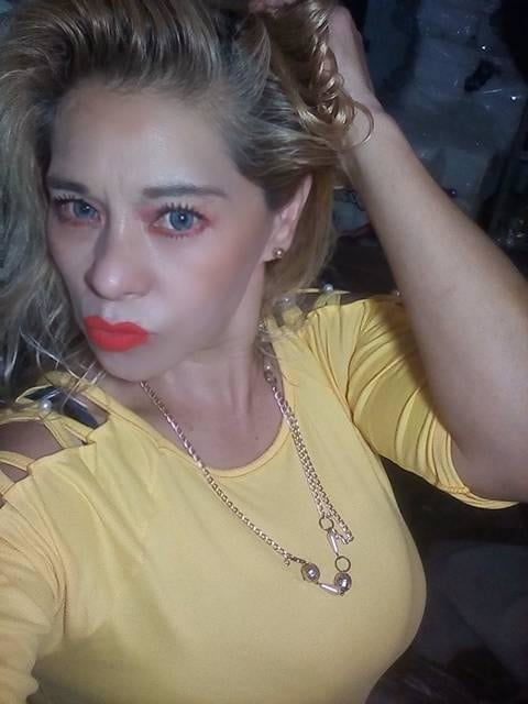 Geliebte und reife Mutter immer noch fickbar
 #94424155