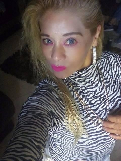 Geliebte und reife Mutter immer noch fickbar
 #94424186