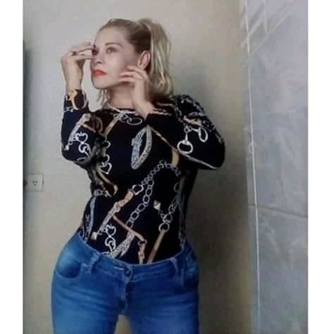 Geliebte und reife Mutter immer noch fickbar
 #94424236