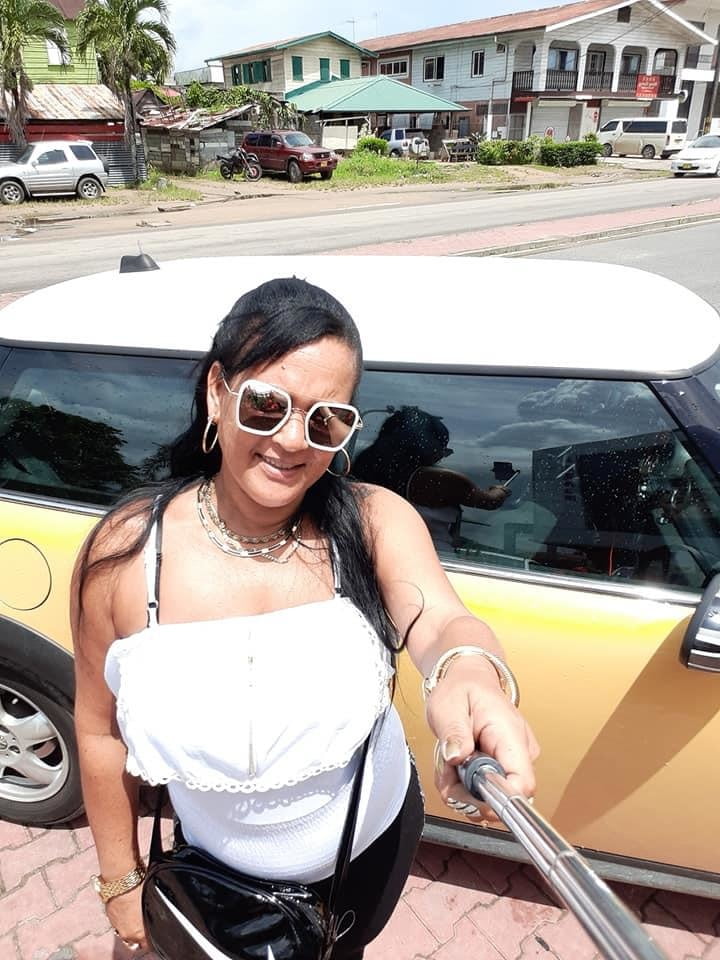 Geliebte und reife Mutter immer noch fickbar
 #94424434