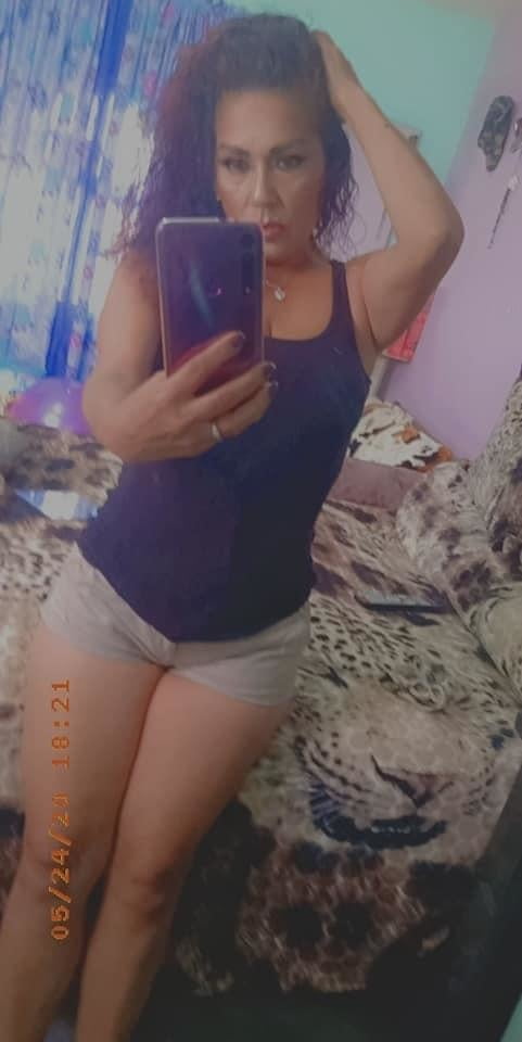 Geliebte und reife Mutter immer noch fickbar
 #94424793