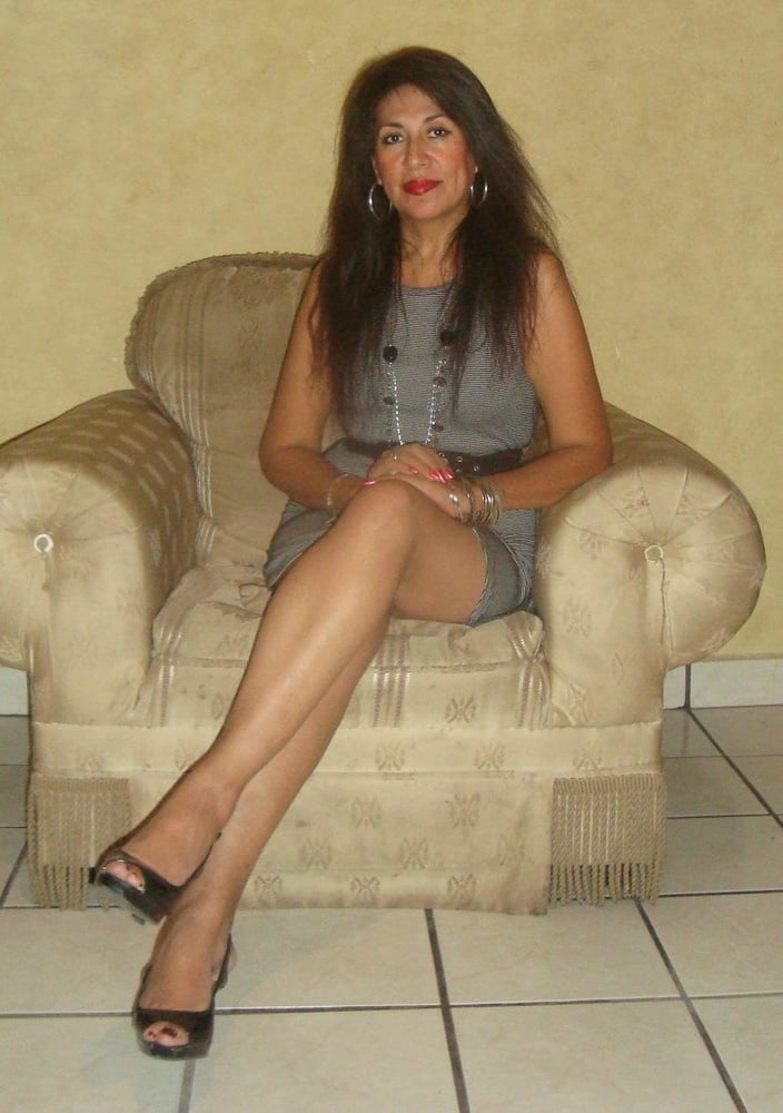 Geliebte und reife Mutter immer noch fickbar
 #94424926